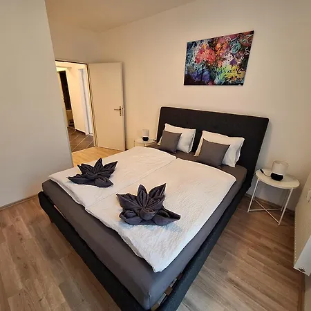 شقة Flataid - Voll Ausgestattet Mit Parkplatz Ludersdorf-Wilfersdorf