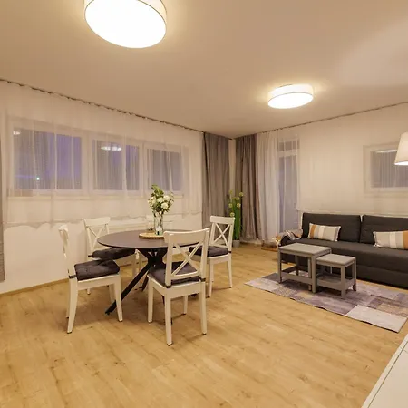 شقة Flataid - Voll Ausgestattet Mit Parkplatz *