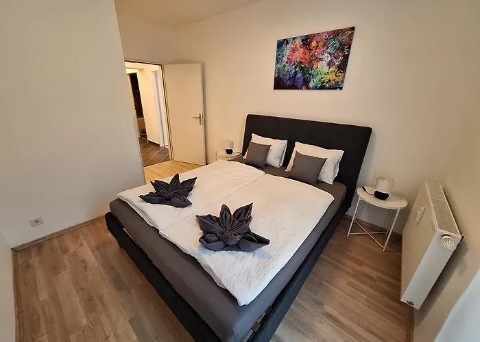 شقة Flataid - Voll Ausgestattet Mit Parkplatz Ludersdorf-Wilfersdorf