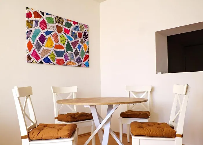 Flataid - Voll Ausgestattet Mit Parkplatz 公寓